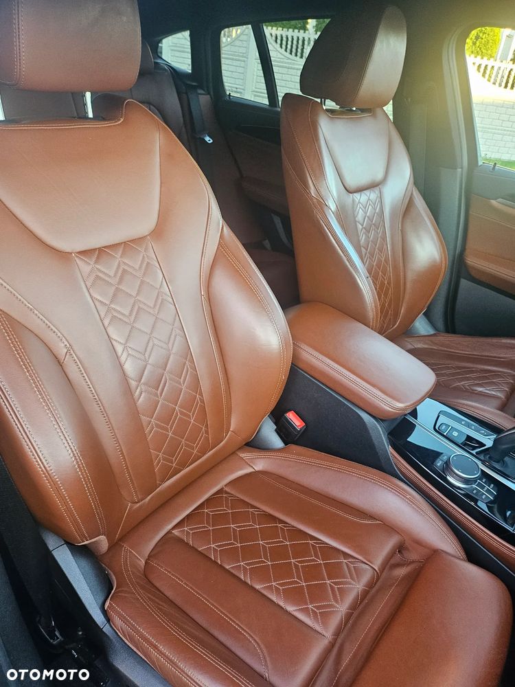 BMW X4 - 25