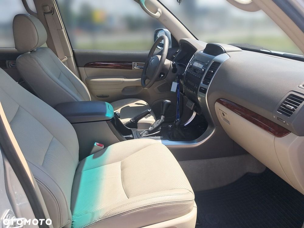 Toyota Land Cruiser 3.0 D Luna - 10