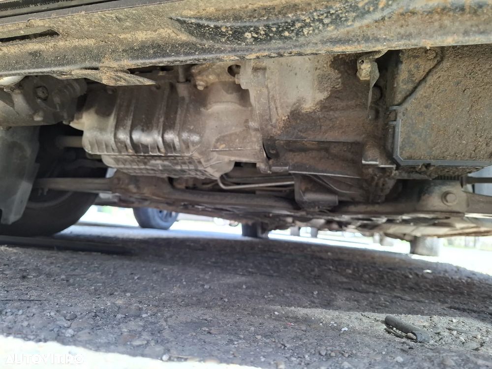 Ford Focus 1.6i Trend - 4