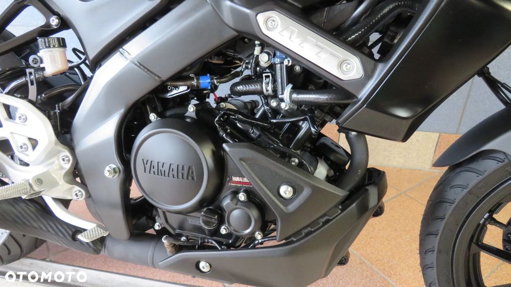 Yamaha MT - 8