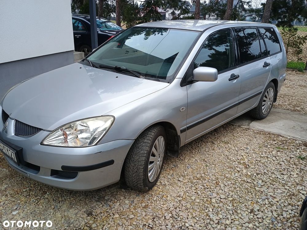 Mitsubishi Lancer - 1