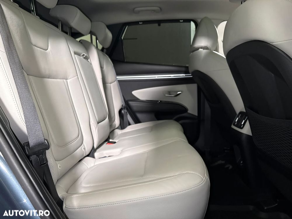 Hyundai Tucson - 13