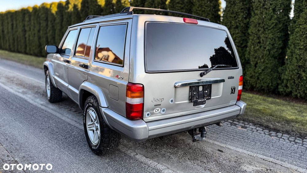 Jeep Cherokee 4.0 Limited - 14
