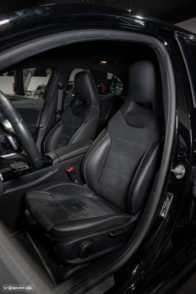 Mercedes-Benz A 250 e AMG Line - 30