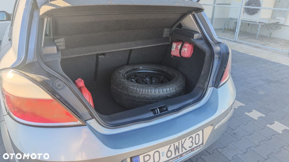 Opel Astra 1.6 - 16