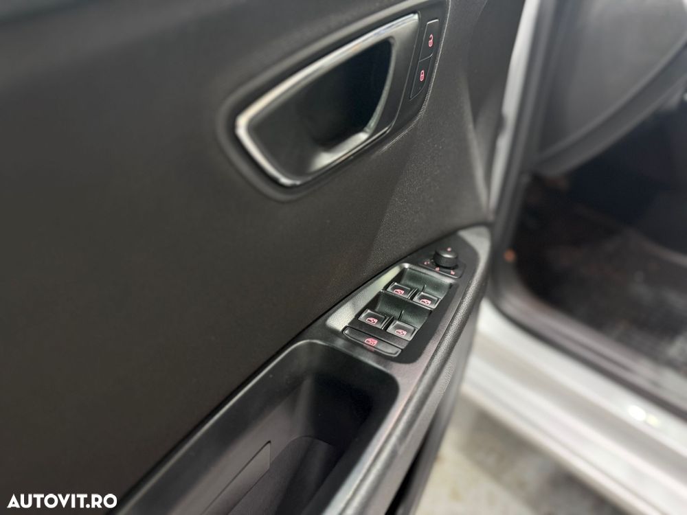 Seat Leon 1.6 TDI ECOMOTIVE Style - 12