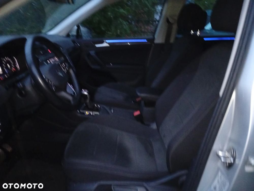 Volkswagen Tiguan - 23