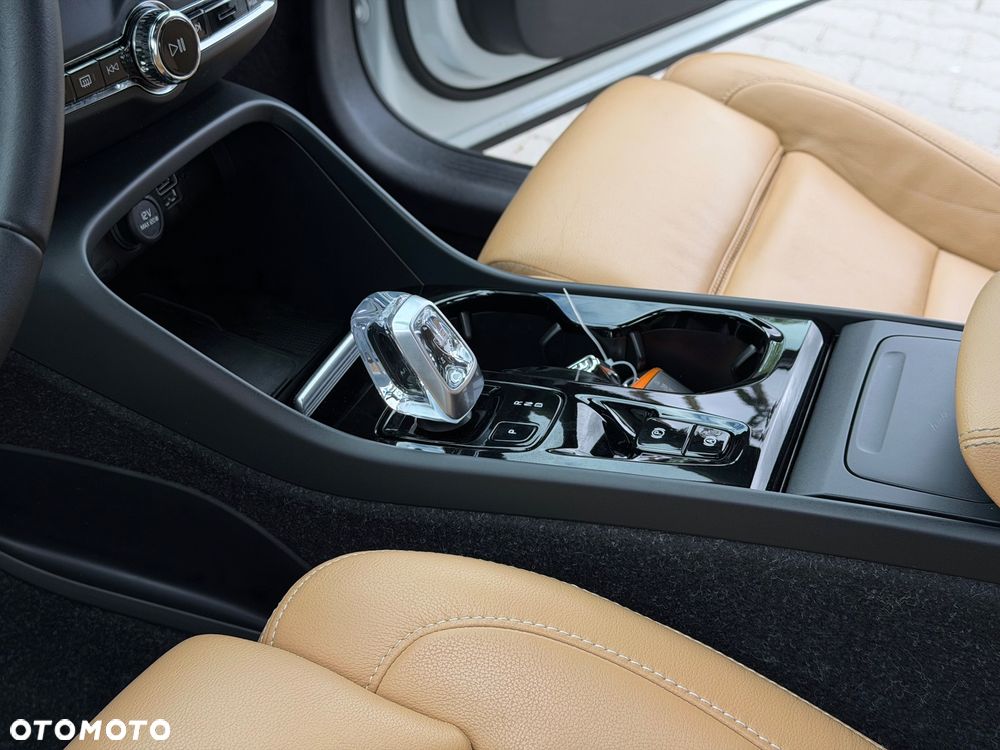 Volvo XC 40 - 27