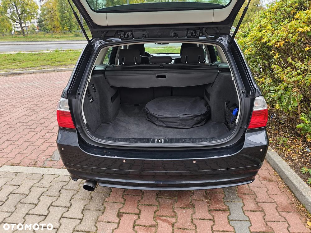 BMW Seria 3 320d - 4