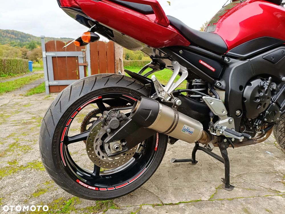 Yamaha FZ - 12