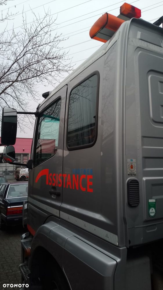 Mercedes-Benz 18 225 - 3