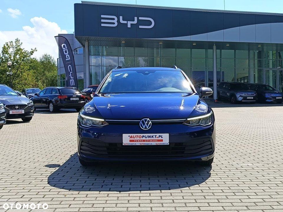 Volkswagen Golf - 8