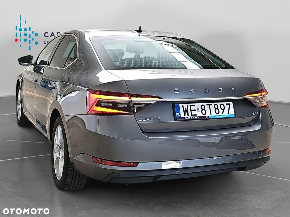 Skoda Superb 2.0 TDI SCR 4x4 Style DSG - 32