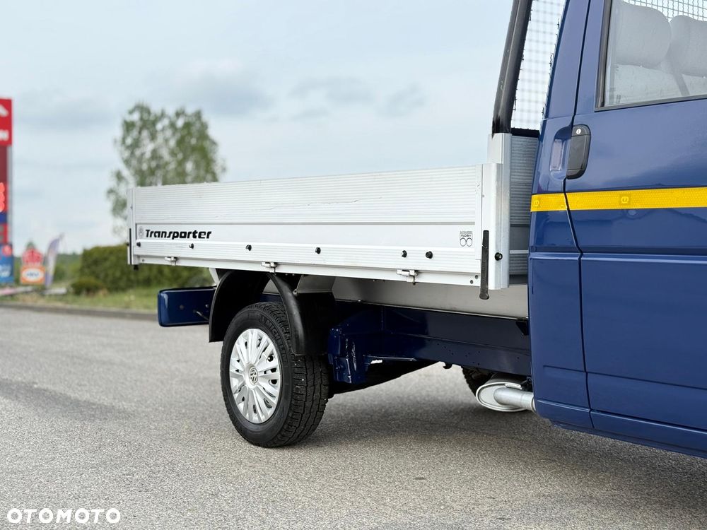 Volkswagen Transporter - 40