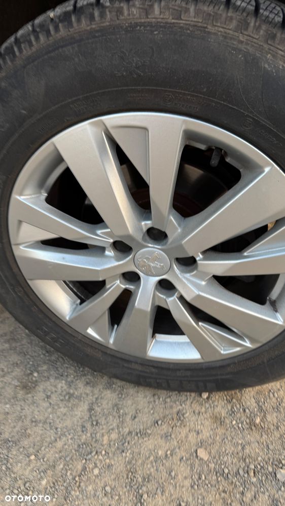 Peugeot 5008 1.6 THP Active S&S EAT6 - 18