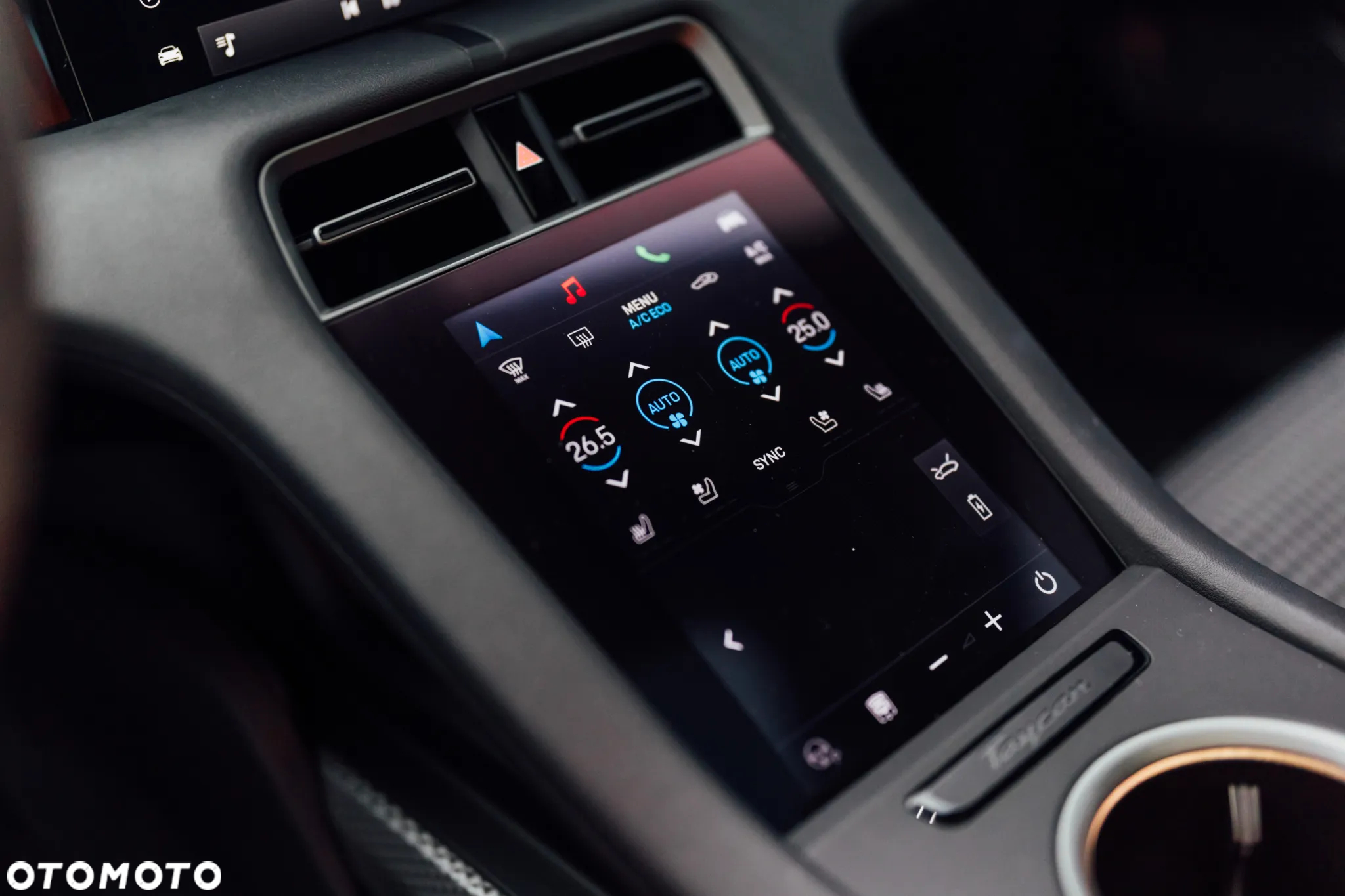 Porsche Taycan 105kWh Turbo S Sport Turismo - 29