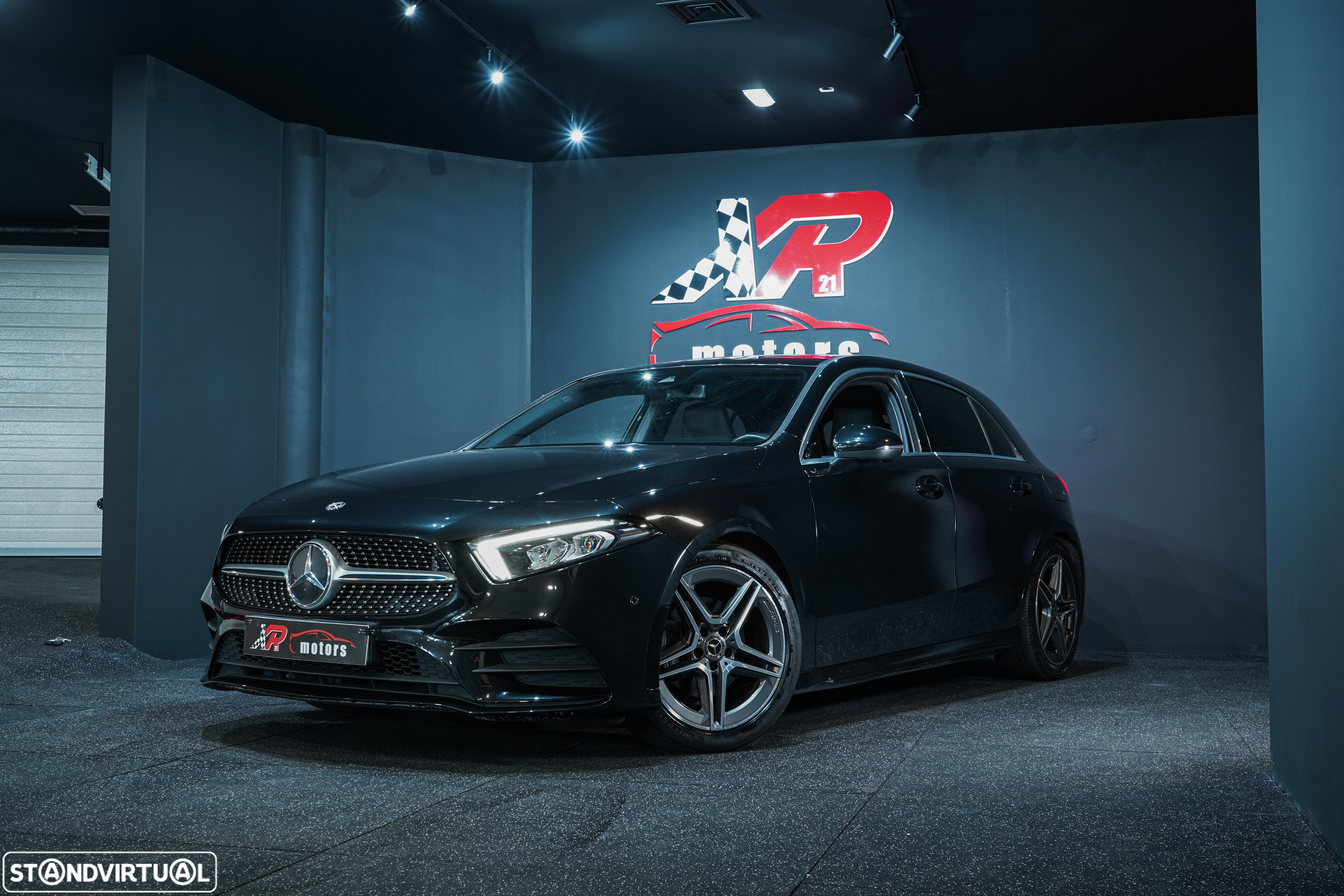 Mercedes-Benz A 180 d 7G-DCT AMG Line - 2