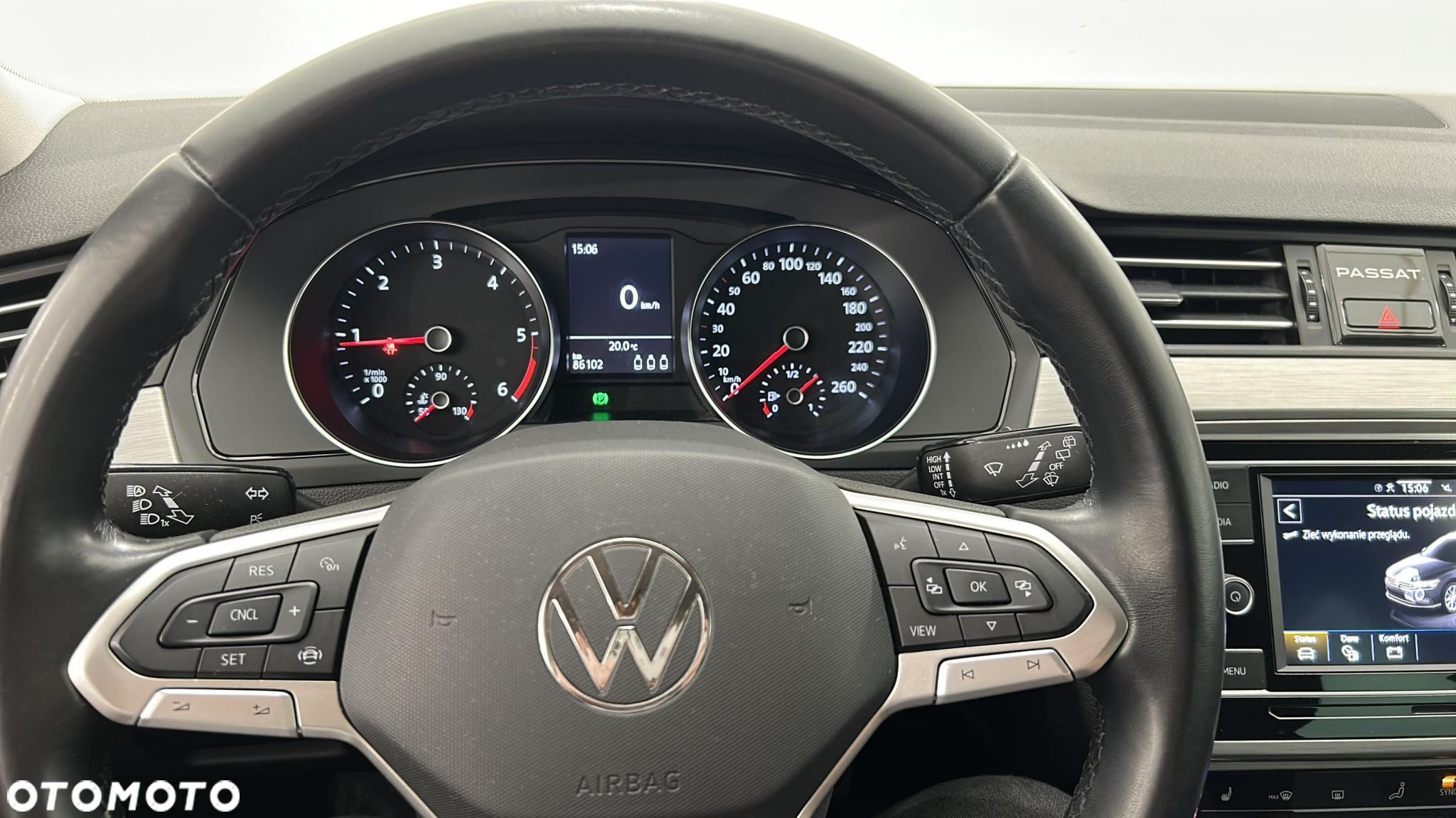 Volkswagen Passat - 13