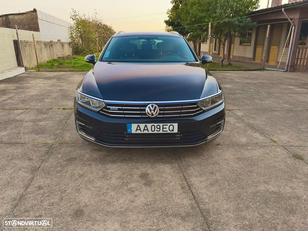 VW Passat Variant - 1