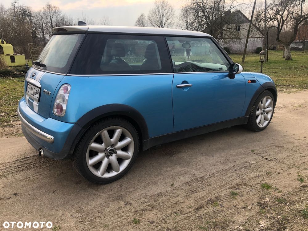 MINI Cooper Standard - 10