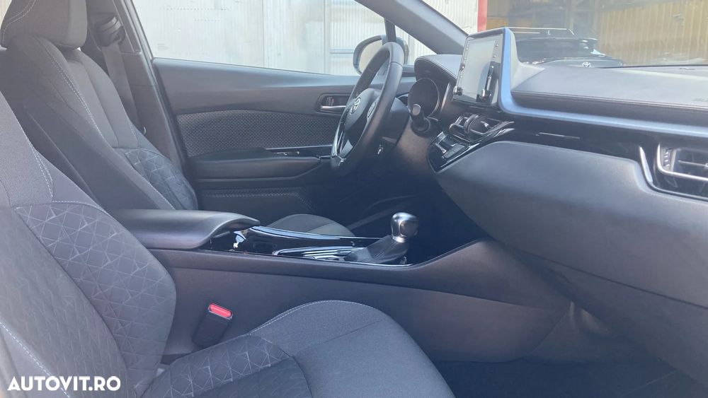 Toyota C-HR 1.8 HSD 122 CP 4x2 CVT Style - 6