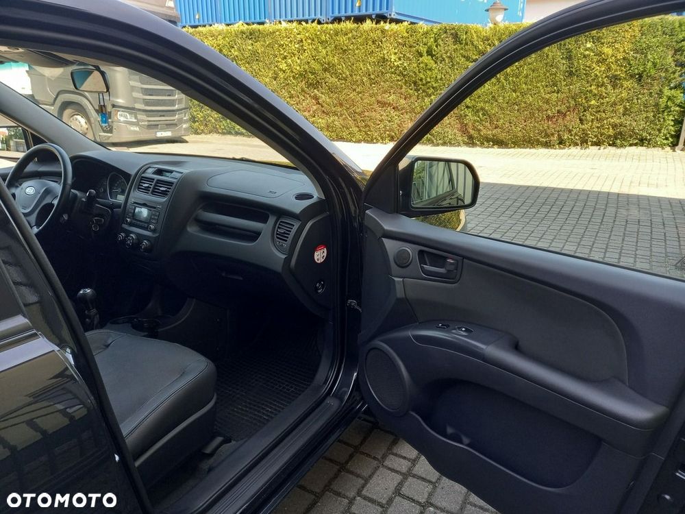 Kia Sportage 2.0 2WD Champ - 24