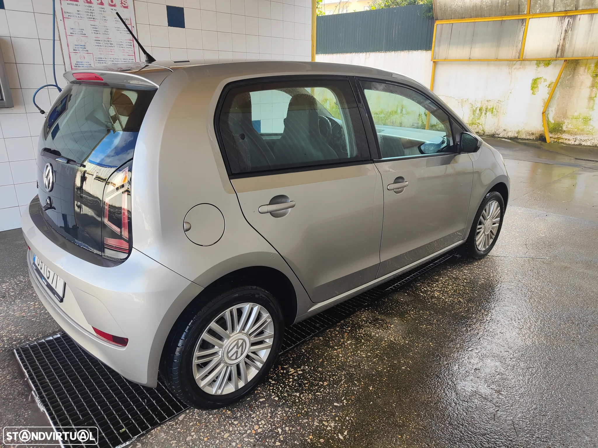 VW Up! 1.0 Move - 9