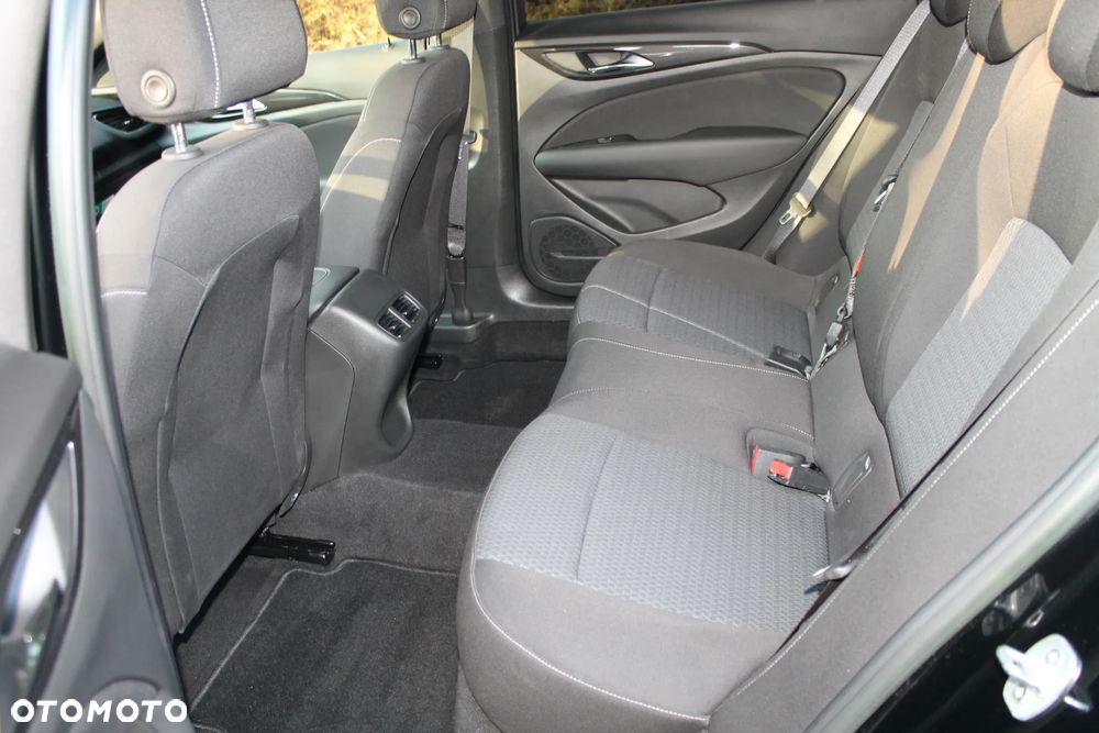 Opel Insignia 2.0 CDTI Elegance S&S - 13