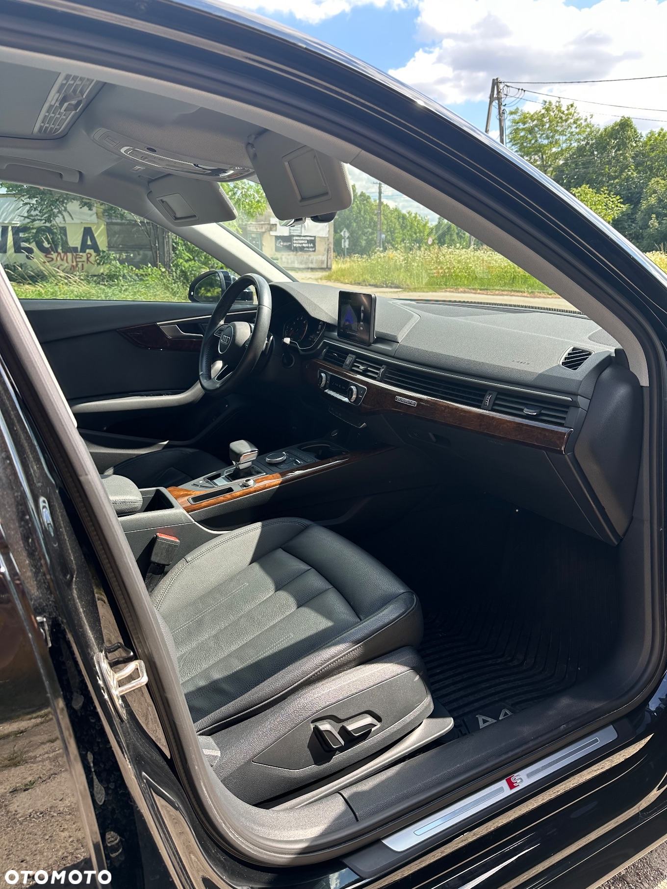 Audi A4 ver-2-0-tfsi-quattro-design-s-tronic - 24