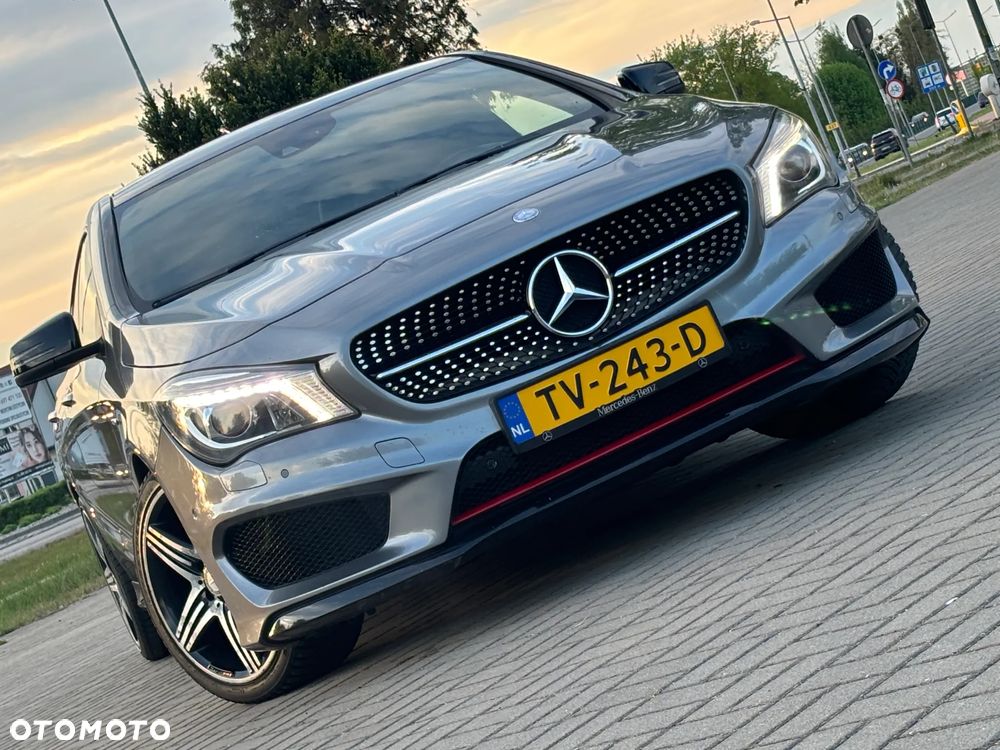 Mercedes-Benz CLA 250 7G-DCT AMG Line - 3