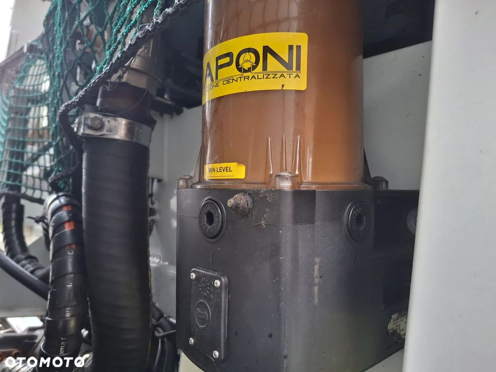 Renault D12 Truck Śmieciarka FARID Forez Bennes EURO 6 2016 rok 2 Osie Opony Bardzo Dobry Stan Zawieszenie Na Poduszkach - 25