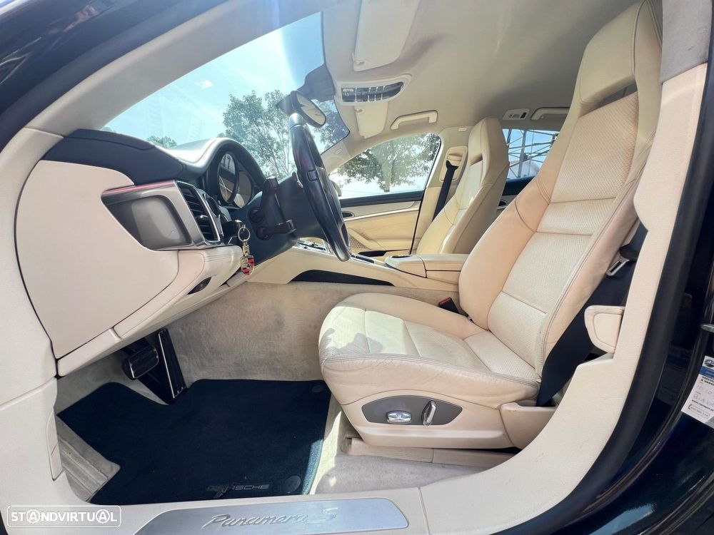 Porsche Panamera S PDK - 11