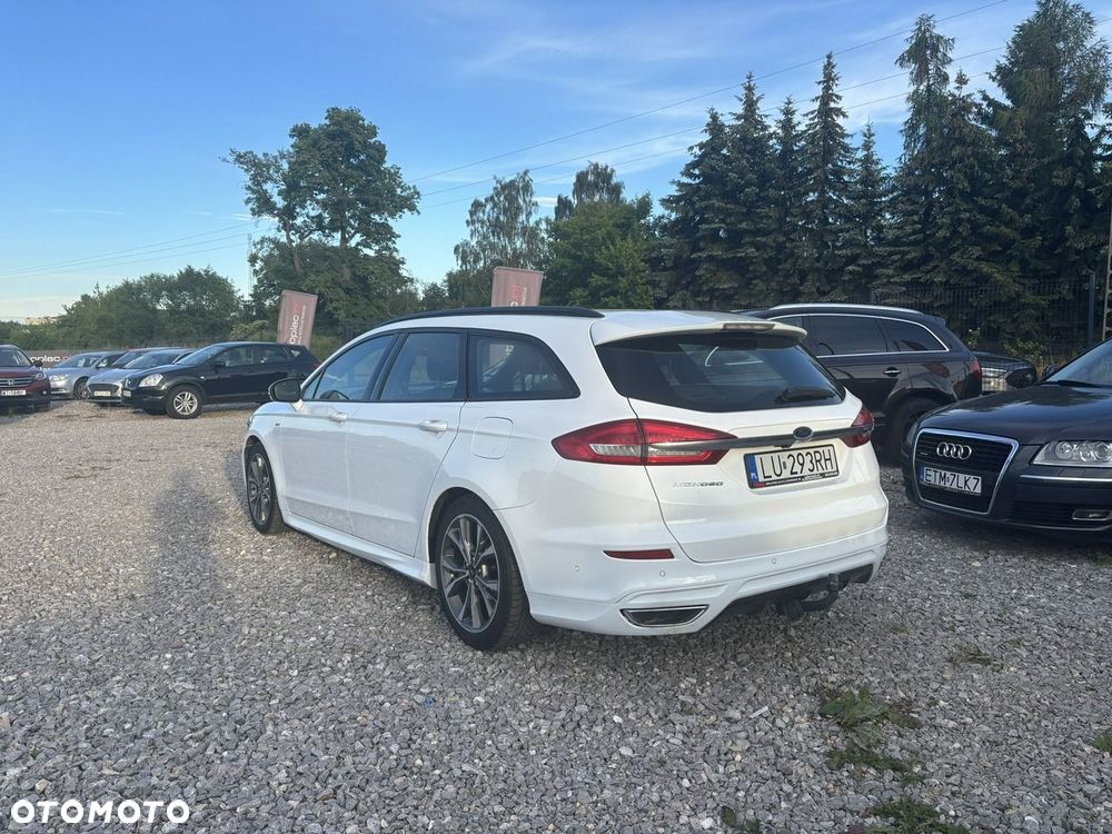 Ford Mondeo - 10