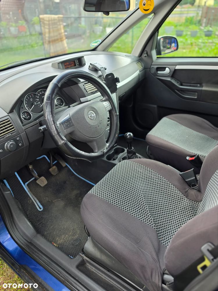 Opel Meriva - 11