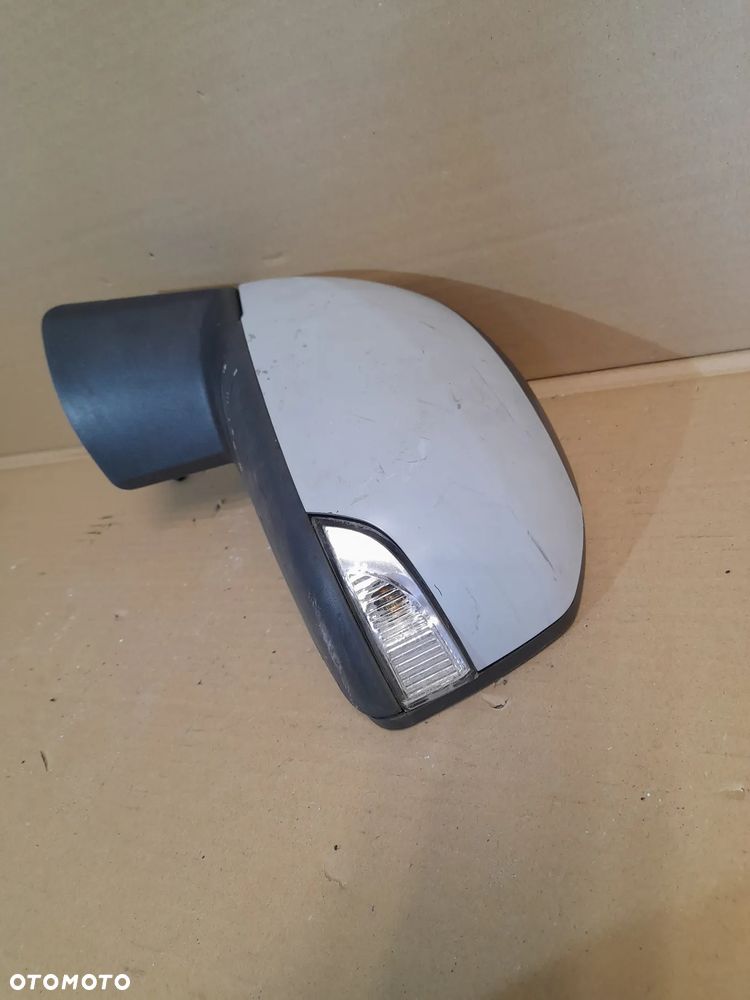 # LUSTERKO LEWE 9 PIN RENAULT SCENIC III DO MALOWANIA USZKODZONY PLASTIK - 8