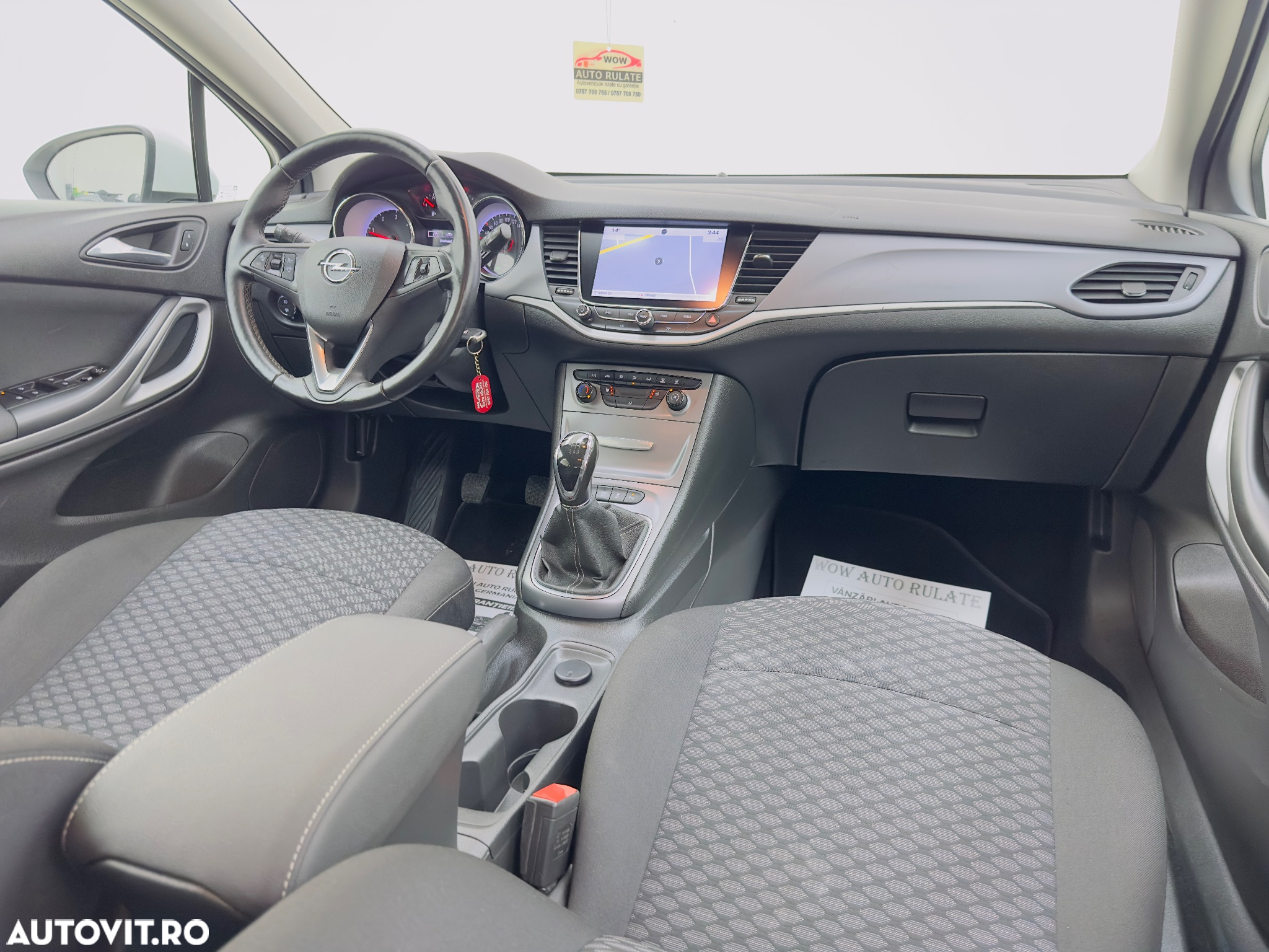 Opel Astra - 25