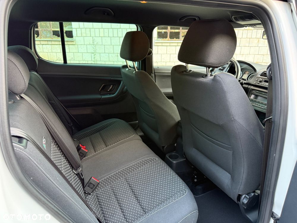 Skoda Fabia 1.4 TSI DSG RS - 12