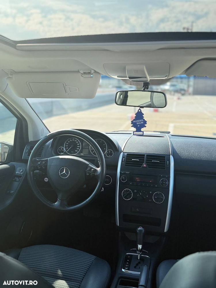 Mercedes-Benz A 150 Autotronic Elegance - 9