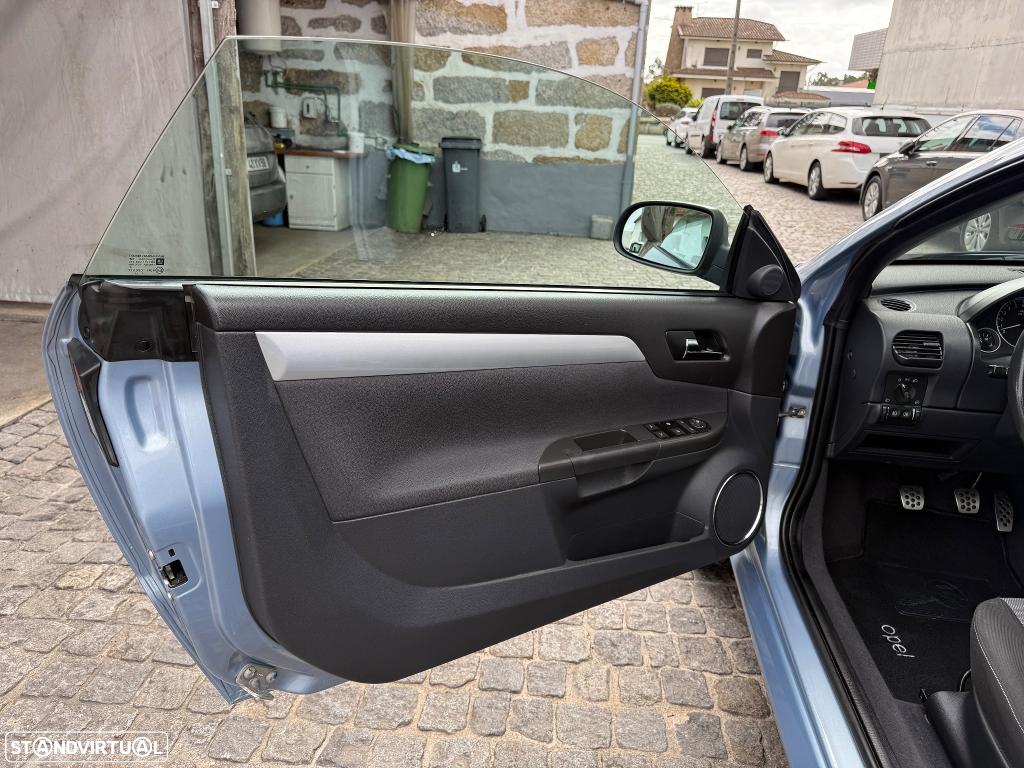Opel Tigra TwinTop 1.4 - 10