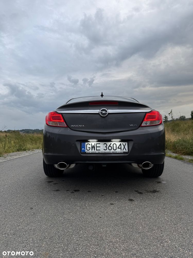 Opel Insignia 2.8 V6 Turbo 4x4 Automatik Cosmo - 10