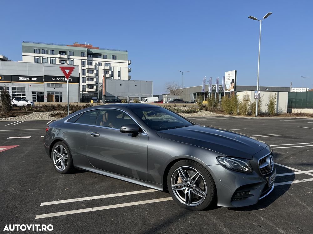 Mercedes-Benz E 300 9G-TRONIC AMG Line - 16