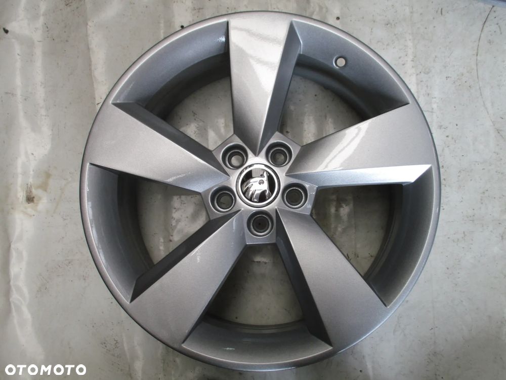 FELGI ALUMINIOWE 17 SKODA FABIA II FABIA III ET46 - 8