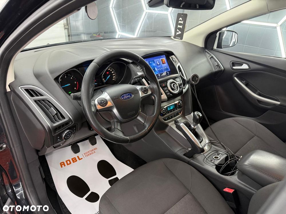 Ford Focus 1.6 TDCi DPF SYNC Edition - 22