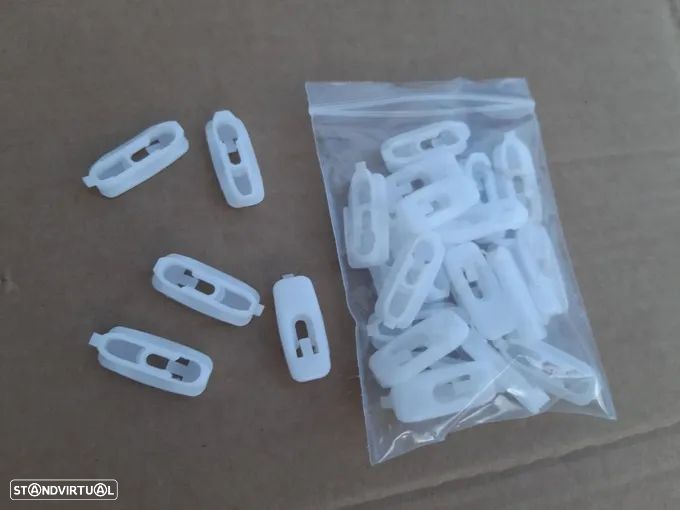 clips fixação frisos Audi A4 B5 1994-2000 NOVO - 1