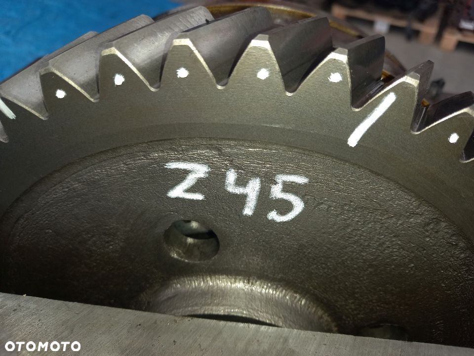 Przystawka przedniego napędu wałek RE47386 RE47384 R95449 John Deere 7600 7700 7800 - 13