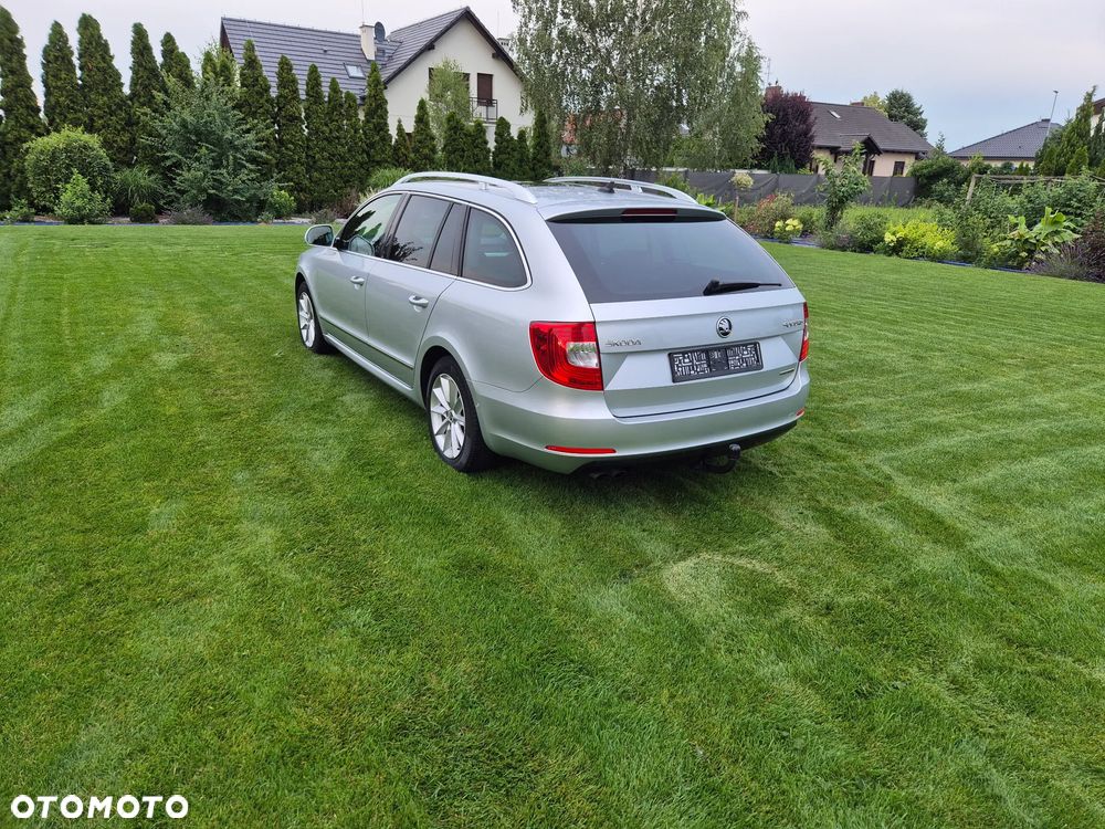 Skoda Superb 1.6 TDI Active Greenline - 5