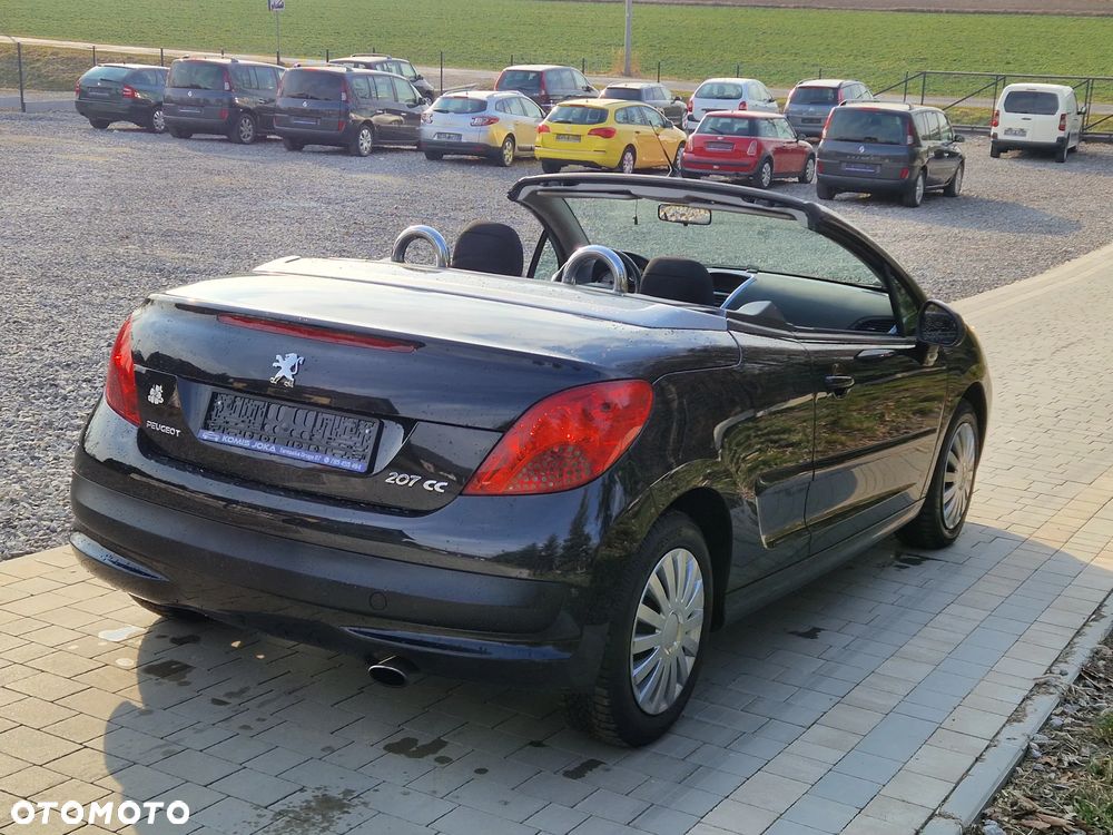 Peugeot 207 CC - 8