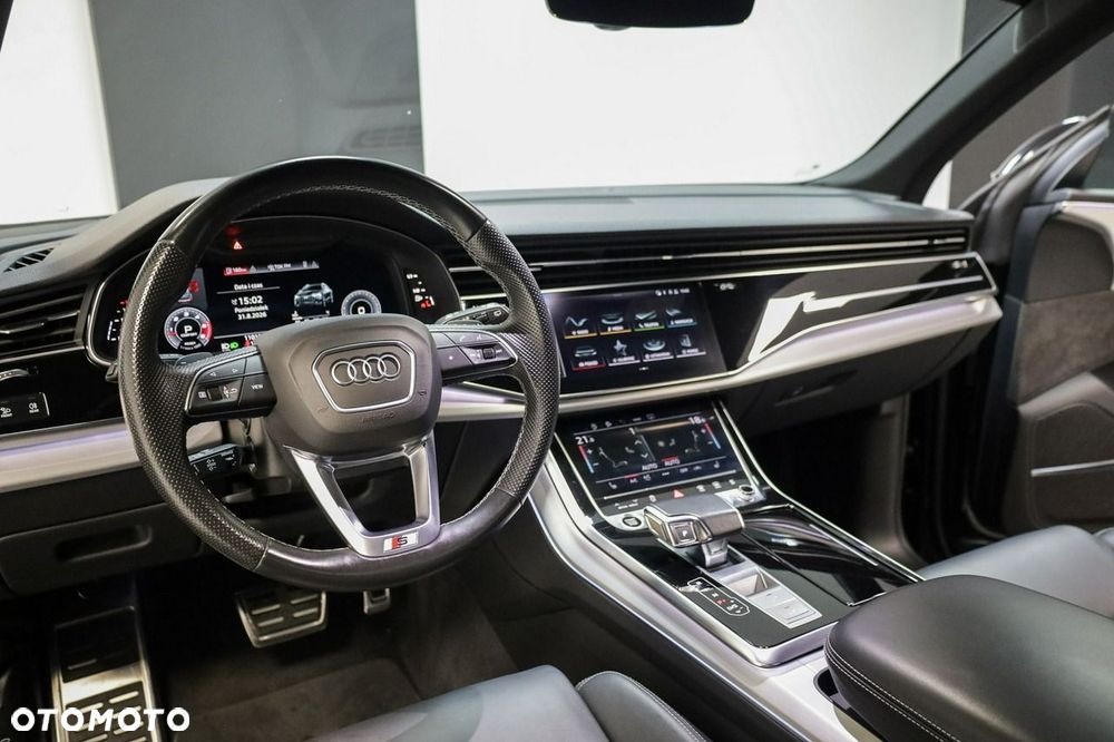 Audi Q8 - 14