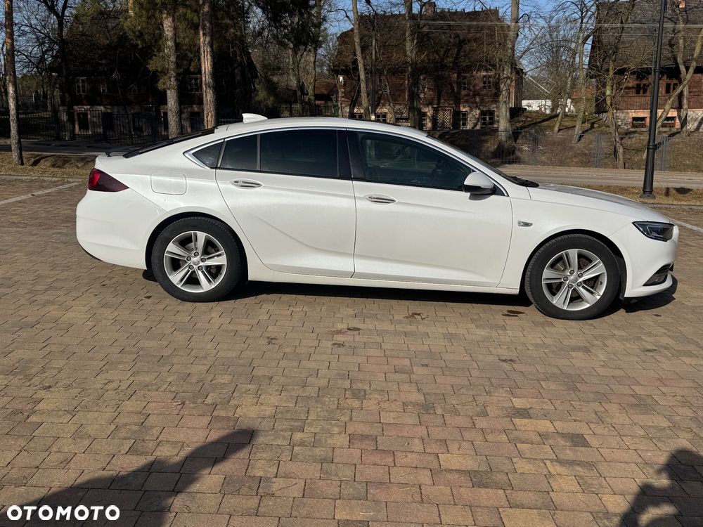 Opel Insignia 1.5 T Exclusive S&S - 4
