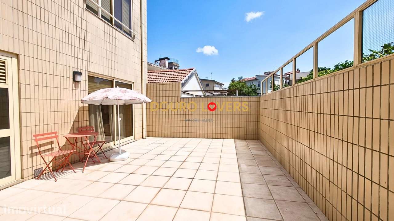 Apartamento T1+1 com terraço no Vyla Penedo - Grande imagem: 4/29
